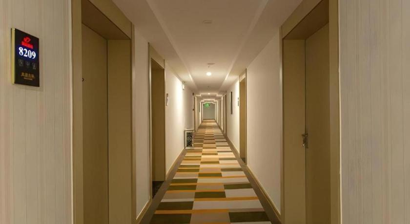 贝壳枣庄市鑫昌路八大市场酒店 外观 照片